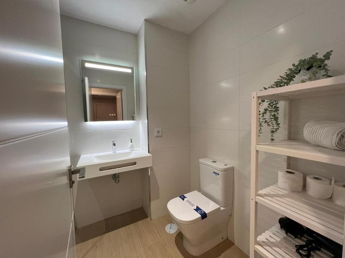 Sky Garden & Seasonal Pool Views By Ele Apartments Málaga Kültér fotó